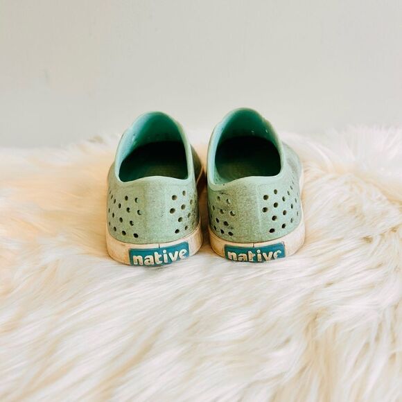 Native Jefferson Bling Mint Green Sparkle Shoes! - Picture 3 of 6